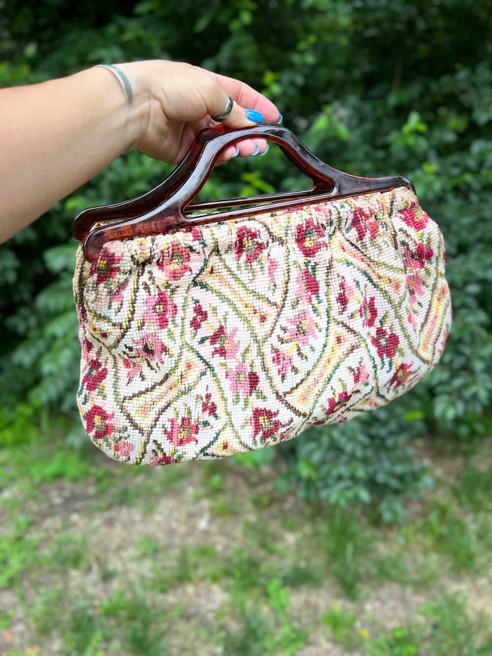 Vintage 60s Woven Tapestry Purse Carpet Bag Vinyl Lined Victorian Romantic LARGE